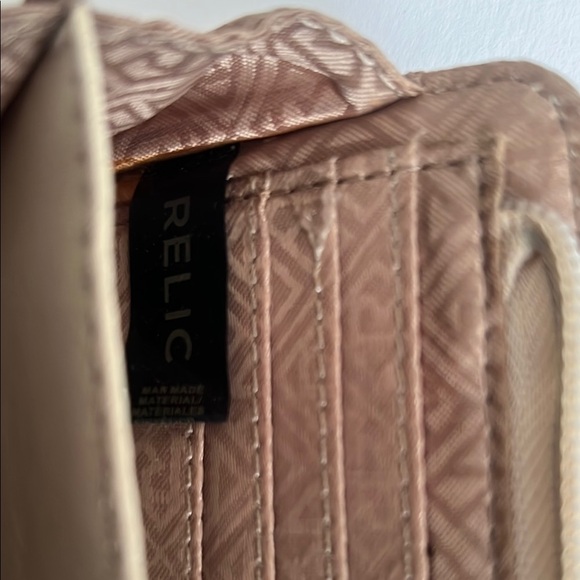 Relic Multicolor Wallet - Picture 6 of 9